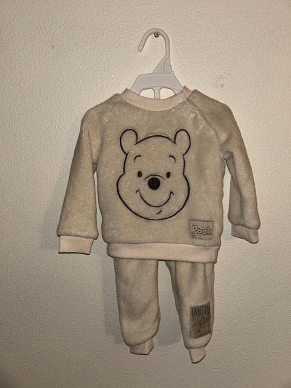 Disney Baby Winnie the Pooh fleece matching set. soft & cozy 3/6 month